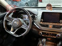 نيسان ألتيما